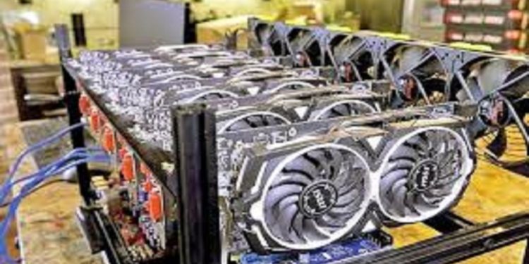 کشف و ضبط ۱۶۱ دستگاه ماینر غیرمجاز در اردبیل