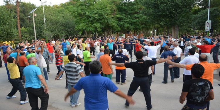 ورزش همگانی صبح‌های یزد را با ضرباهنگ ورزش و تحرک زنده کرده است