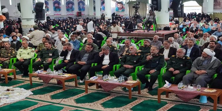 راه نجات کشور حرکت‌های جهادی است