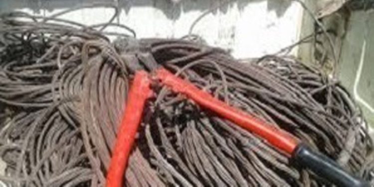 انهدام باند سارقان سیم برق در شهرستان بابل