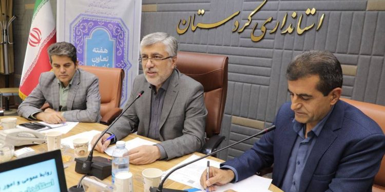 ضرورت اهتمام دستگاههای اجرایی در تعامل با تعاونیها / ساماندهی ناوگان سوخترسانی در سنندج