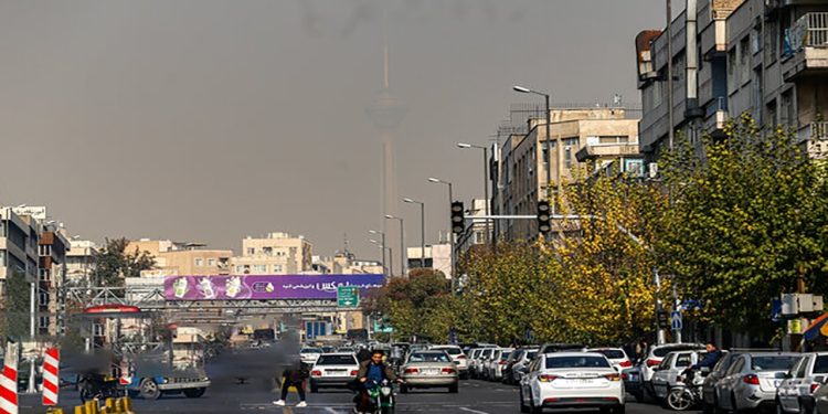 هوای تهران در مرز آلودگی قرار دارد