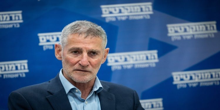 انتقاد مقام صهیونیست از زمانبندی حمله به قطر