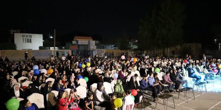 اجرای جشن بزرگ هفته وحدت در نقاط مختلف شهرکرد + تصاویر