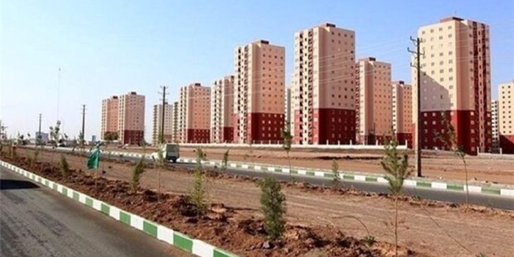 آماده سازی شهرک مسکونی ۱۵۲ هکتاری آذران