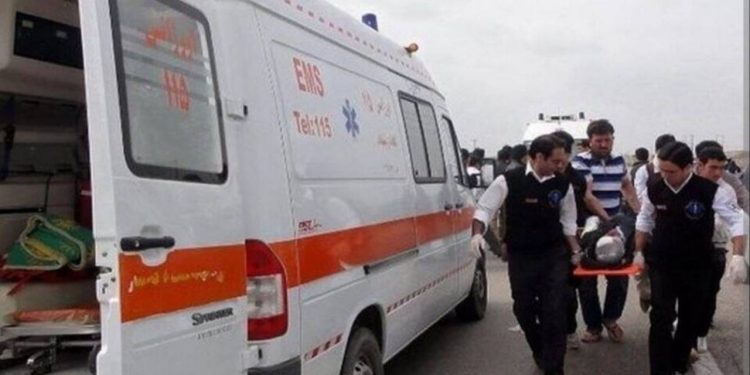 مصدومیت ۱۱ نفر بر اثر حوادث رانندگی در جادههای کردستان