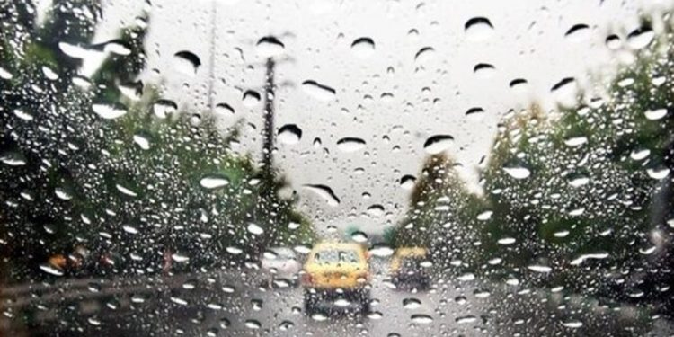 کارشناس اداره کل هواشناسی استان گلستان گفت: بر اساس الگو‌های پیش‌بینی، امروز در برخی مناطق استان وزش باد و در نواحی مستعد، پدیده گرد و خاک پیش‌بینی می‌شود. همچنین از عصر و شب، وقوع رگبار‌های پراکنده در نقاط مختلف دور از انتظار نیست.