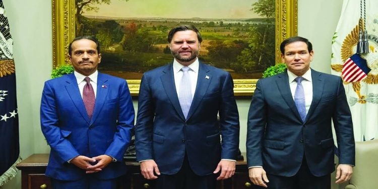 نخست وزیر قطر با معاون رئیس جمهور و وزیرخارجه آمریکا دیدار کرد