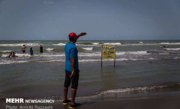 نجات ۵۳۶ نفر از غرق شدن در دریای مازندران