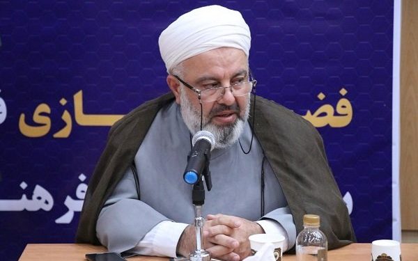 عزت شیخ: «وحدت» رمز آفرینش و ضامن بقای امت اسلامی است