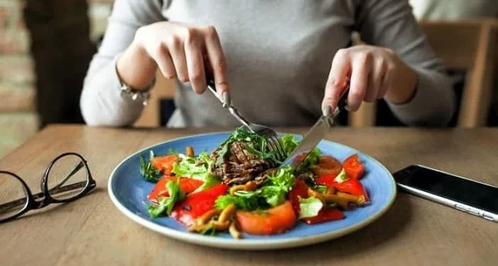 زندگی سالم و پایدار با رژیم گیاه‌محور: تغذیه‌ای برای انسان و کره زمین