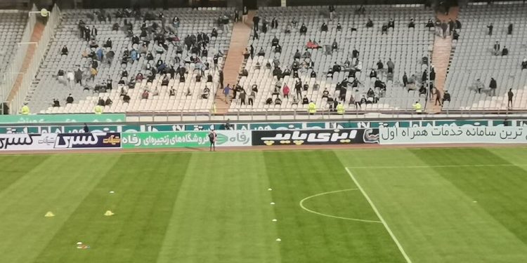 سکوهای خالی و قهر هواداران استقلال