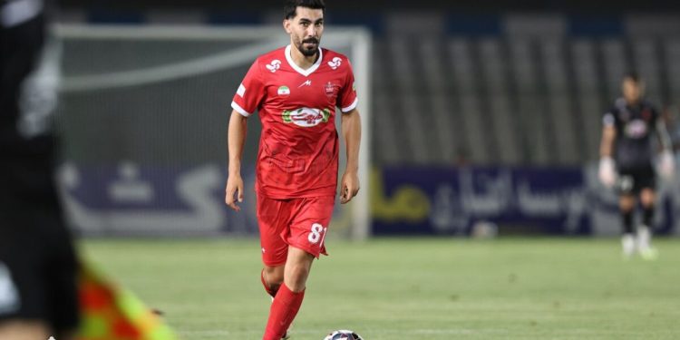 اقدام جالب رضا شکاری در دیدار با سپاهان +عکس