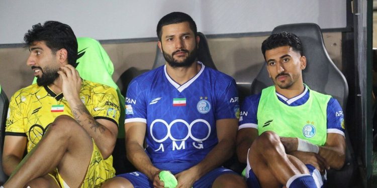 ساپینتو با دست خالی در خط دفاع/ دو مدافع اصلی استقلال در اهواز غایب‌ هستند