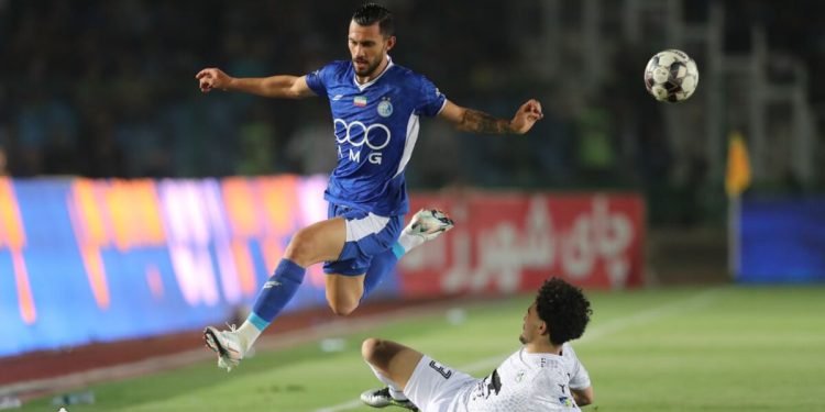 تعطیلی لیگ و یک ازدواج؛ جشن عروسی مهاجم استقلال برگزار شد +عکس