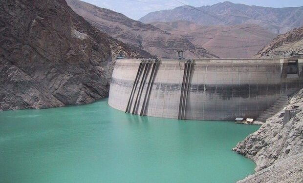 آبیاری ۴۰۰ هکتار از اراضی لرستان با افتتاح سد «تاج امیر»