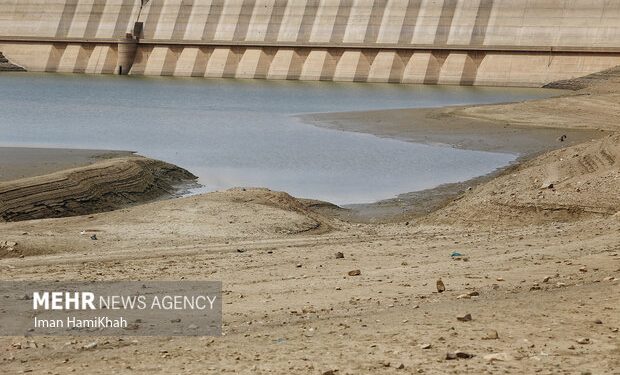 ذخیره سد اکباتان به نصف کاهش یافت