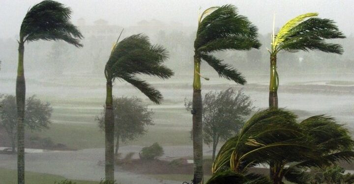 پیش بینی وقوع تندباد در خوزستان؛ گرد و خاک در راه است