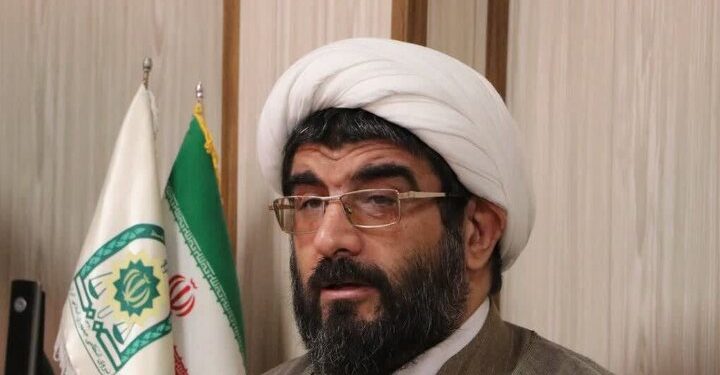 شهدا پرچمداران پیروزی و عزت ملت ایران هستند