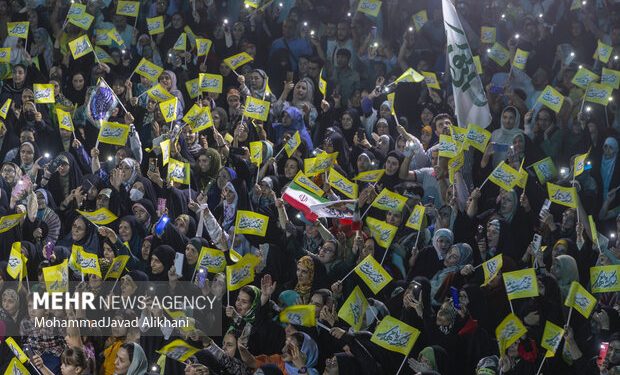 جشن باشکوه «عید بیعت» در گرگان برگزار شد
