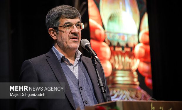 ظرفیت تولید انرژی خورشیدی در یزد تا پایان سال به ۴۰۰ مگاوات می‌رسد