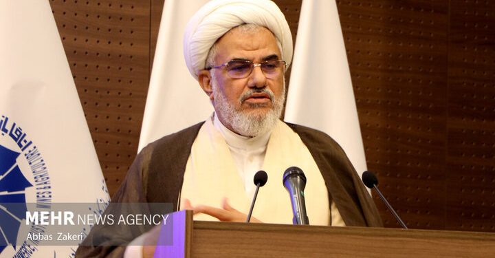 وحدت و همدلی رمز اقتدار امت اسلامی است