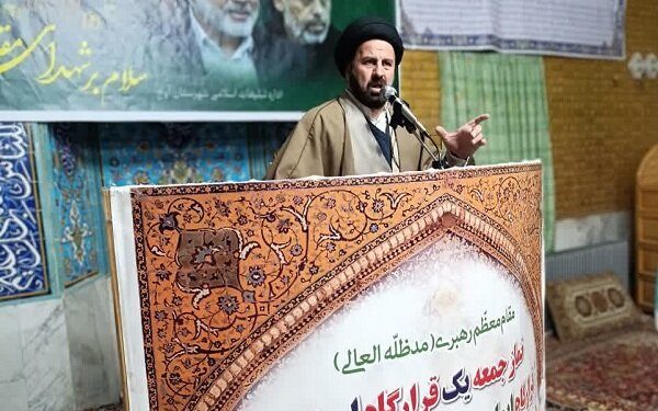 وحدت مسلمانان سد نفوذ دشمنان و شرط بقای امت اسلامی است