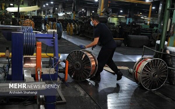 تناقض صنعت ایران؛ رشد کاغذی، رکود واقعی