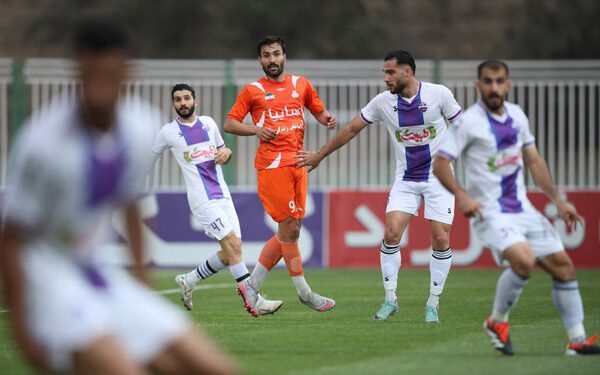 آریو اسلامشهر و نفت به جمع مدعیان لیگ دسته اول فوتبال اضافه شدند