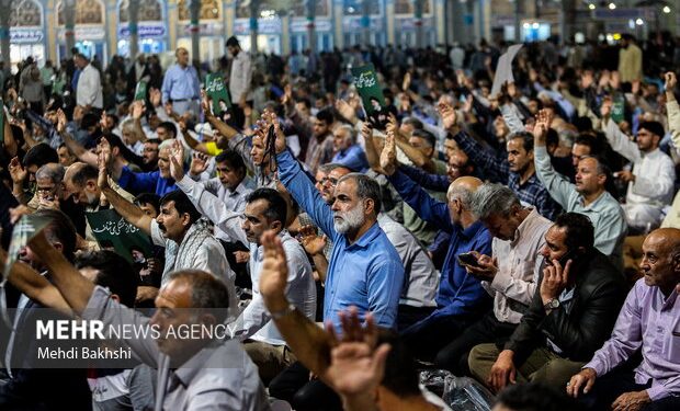 اجتماع بزرگ بیعت با امام زمان(ع) در مسجد مقدس جمکران