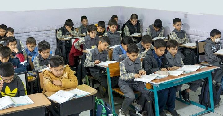 آغاز سال تحصیلی جدید در کهگیلویه و بویراحمد با حضور ۱۷۵ هزار دانش‌آموز