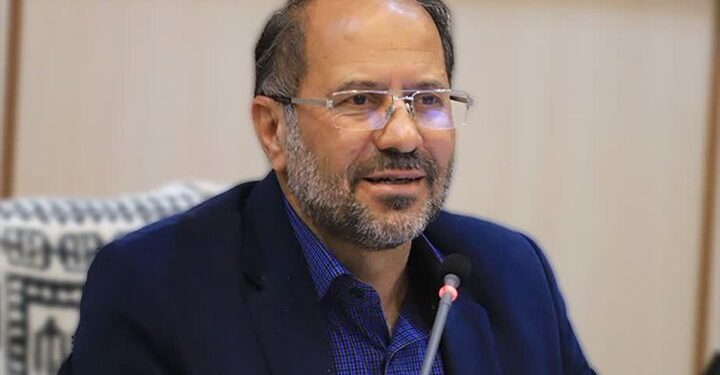 رئیس شورای شهر یزد: برخی بازیهای سیاسی را زودتر از موعد شروع کردند