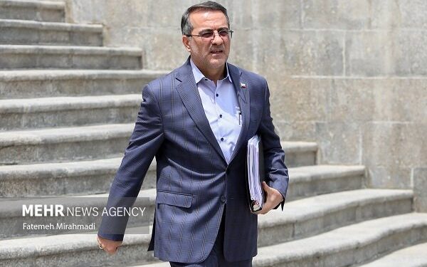 معاون رئیسجمهور: سهم مصاحبه آزمونهای استخدامی به ۳۰ درصد کاهش یافت