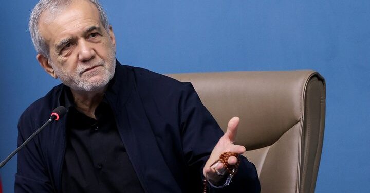 وظیفه دولت ایجاد بستر برای فعالیت سرمایه گذاران و فعالان اقتصادی است