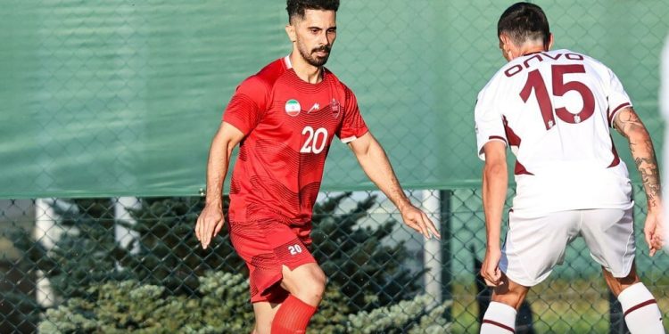 کاپیتان پرسپولیس: فکر میکنم دستی در کار هست که کجا بازی کنیم