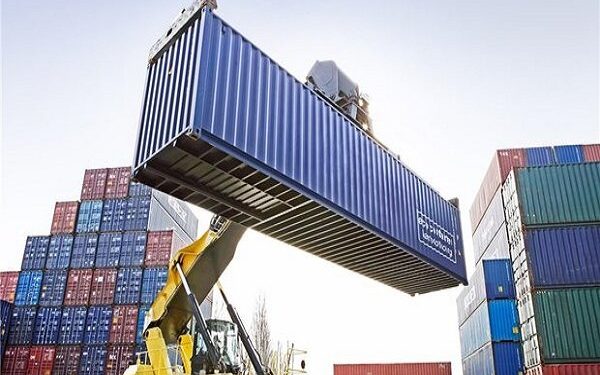 رشد صادرات کالا از گمرکات استان قزوین در دولت چهاردهم