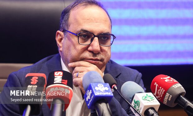 استخدام ۱۵۰۰ نفر در دانشگاه علوم پزشکی ایران؛ ۸۰۰ نفر جذب شدند