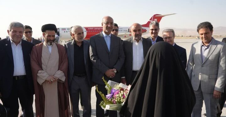 وزیر تعاون، کار و رفاه اجتماعی وارد کرمانشاه شد