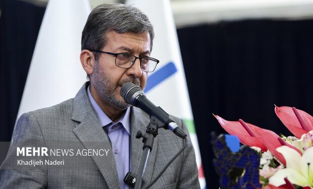 استاندار اصفهان مطرح کرد؛جهش اصفهان به سوی پایتخت انرژی پاک ایران‌