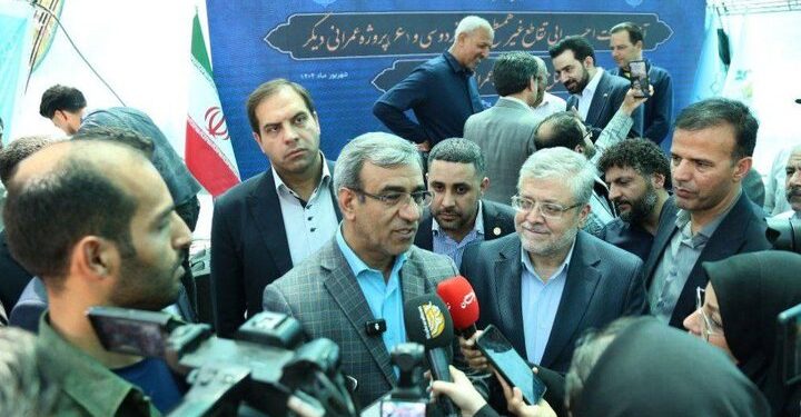 استاندار خراسان رضوی: نصب مجسمه فردوسی هیچ مانعی ندارد
