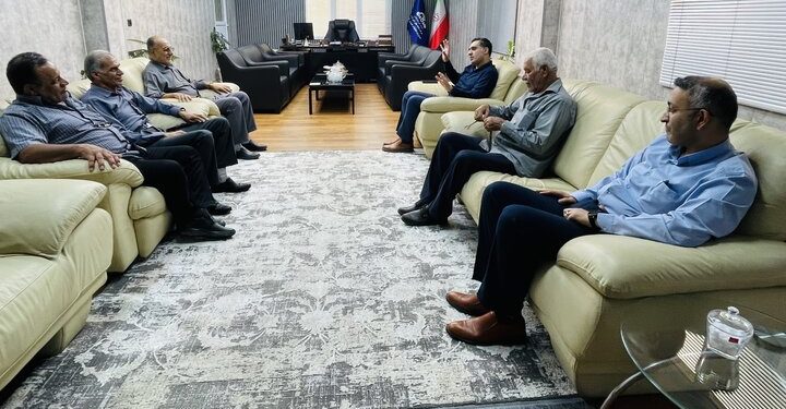 همگرایی و تعامل راه رفع مشکلات جزیره خارگ است