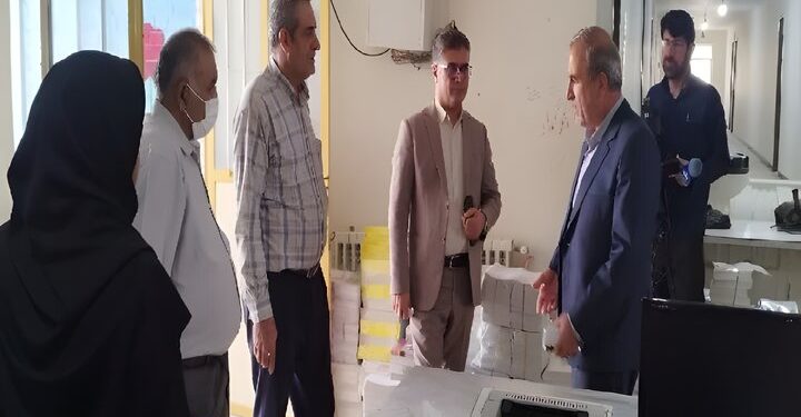 توزیع بیش از ۲۰۰ هزار جلد کتاب درسی در مدارس کهگیلویه آغاز شد