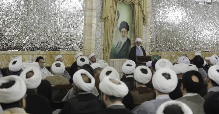 خطبا باید پرچمدار نشر پیام‌های رهبری باشند