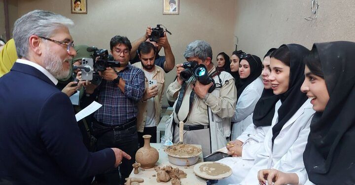 افتتاح مرکز سفالستان در همدان با هدف معرفی شهر جهانی سفال