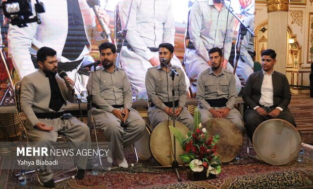 آغاز جشن‌های هفته وحدت با جشن در مسجد شافعی کرمانشاه