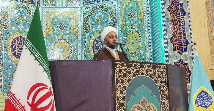 امام جمعه بم خواستار تشکیل اتاق اصناف کشاورزی شد