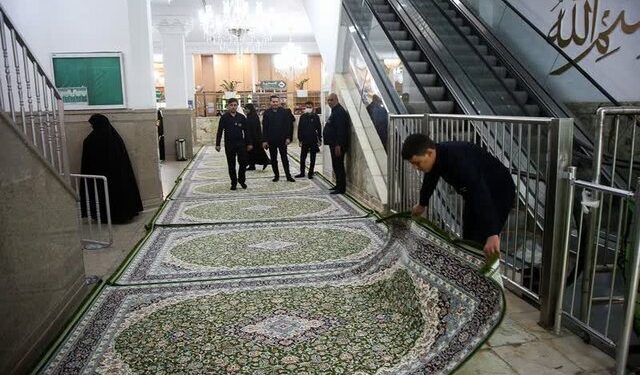 اهدای ۱۱۵ تخته فرش به حرم حضرت معصومه (س)