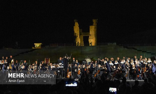 برگزاری کنسرت در تخت جمشید؛ همگرایی فرهنگی یا تهدید میراث باستانی؟