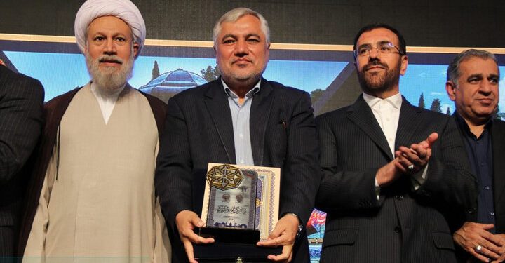 کمیته امداد امام خمینی(ره) فارس دستگاه برتر در جشنواره شهید رجایی شد