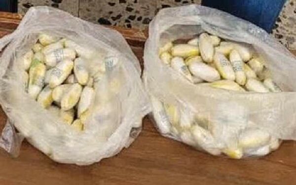 جاساز ۱۲۹ بسته هروئین در معده قاچاقچی